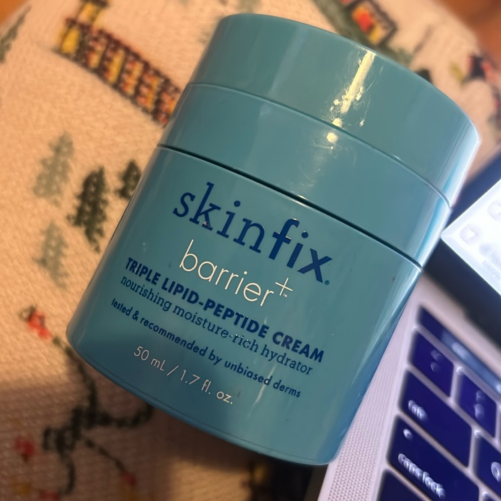 Skinfix barrier+ Strengthening and Moisturizing Triple Lipid-Peptide cream